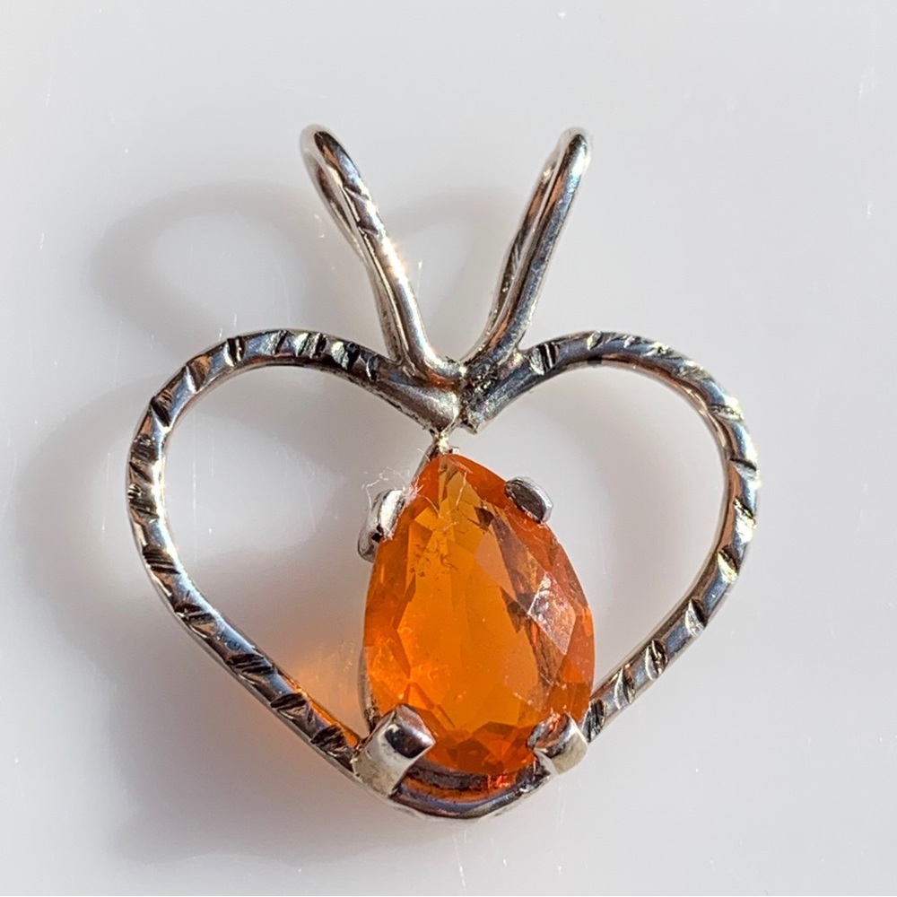 12.4ct Natural Facetted Opal .925 Sterling Silver Pendant - Picture 10 of 17